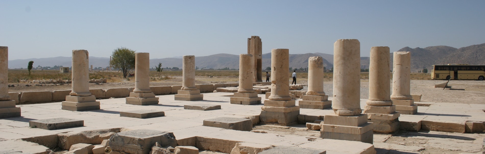 Shiraz Tourist Attractions | Pasargadae Shiraz Tourist Attractions | Pasargadae