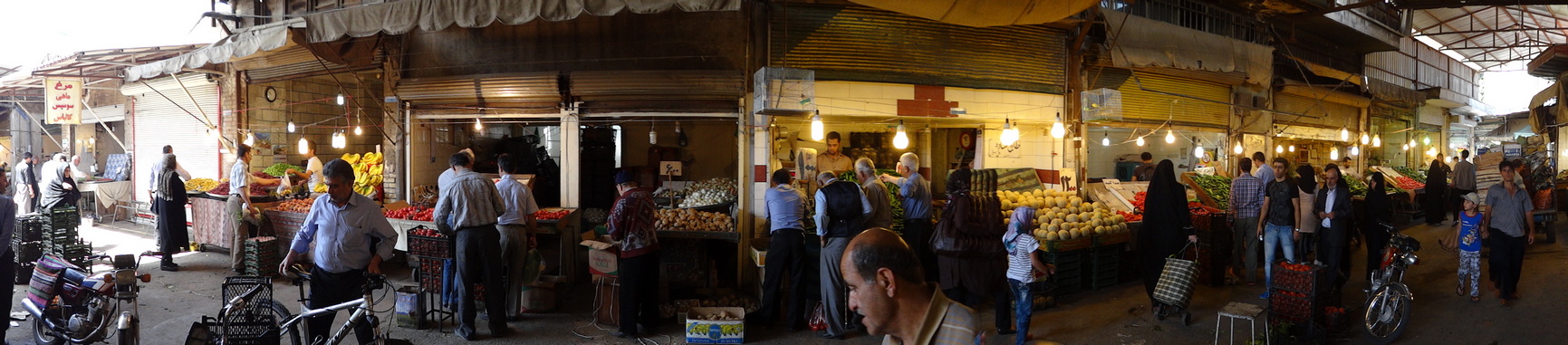 Qazvin Grand Bazaar, Qazvin Tourist Attractions