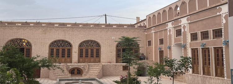 Yazd Malamir booking