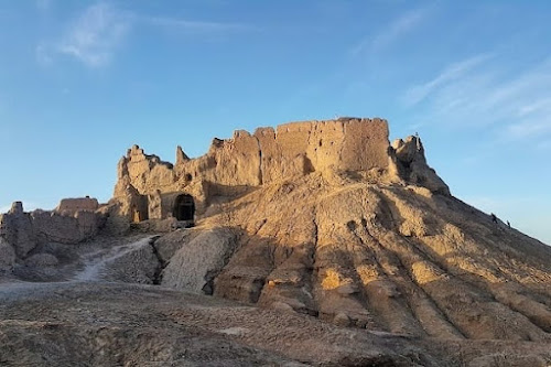 Bampour Castle | Tourist attractions in Zahedan