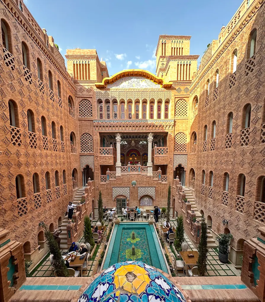 Shiraz Youtaab booking