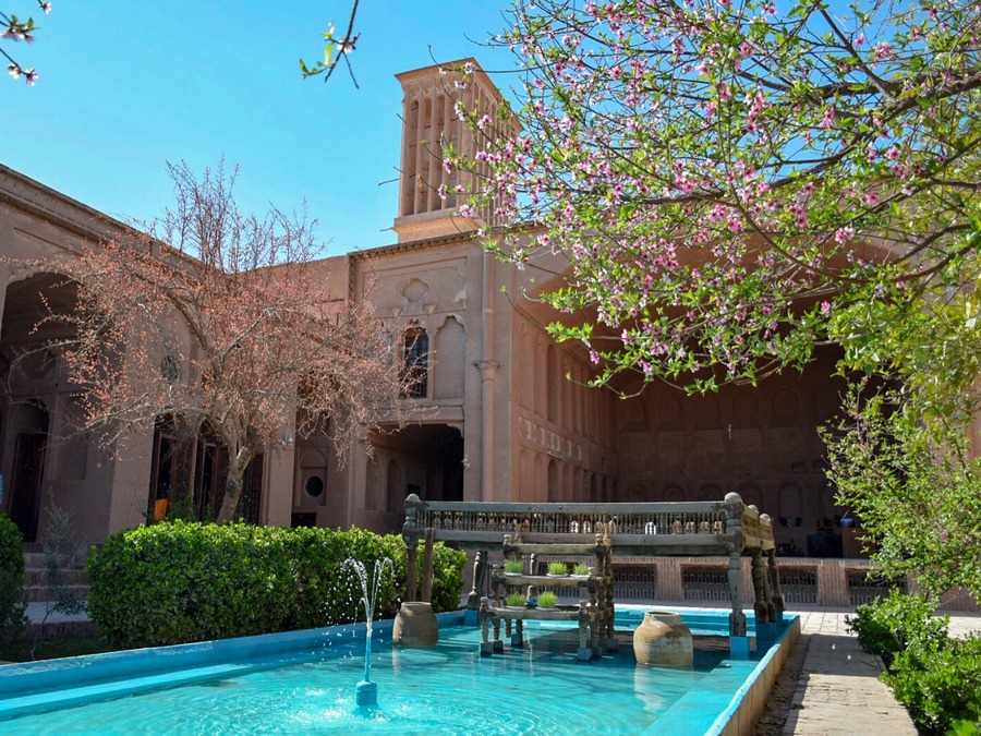 Laariha House Yard