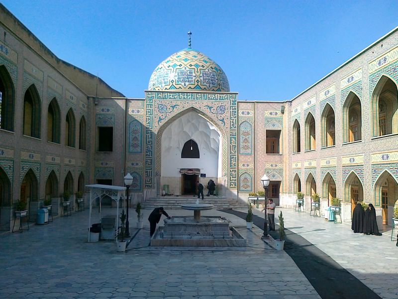 Pir Palandouz Tomb