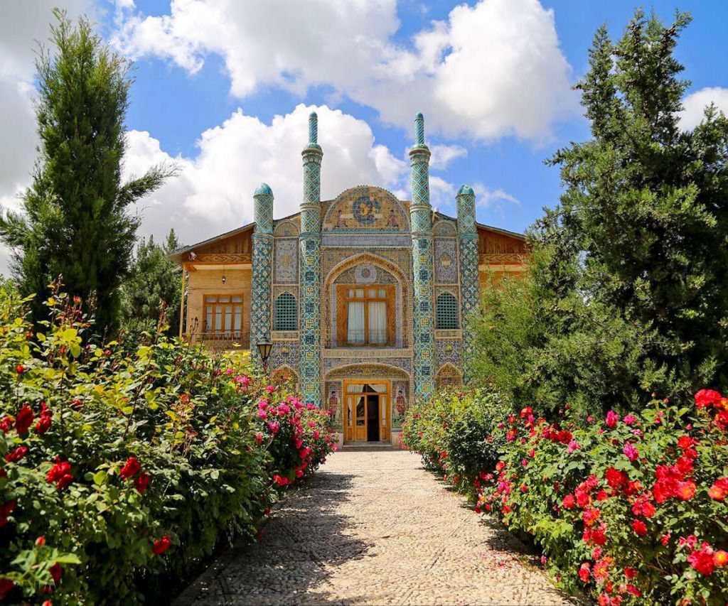 Sardar Mofakham Mirror House