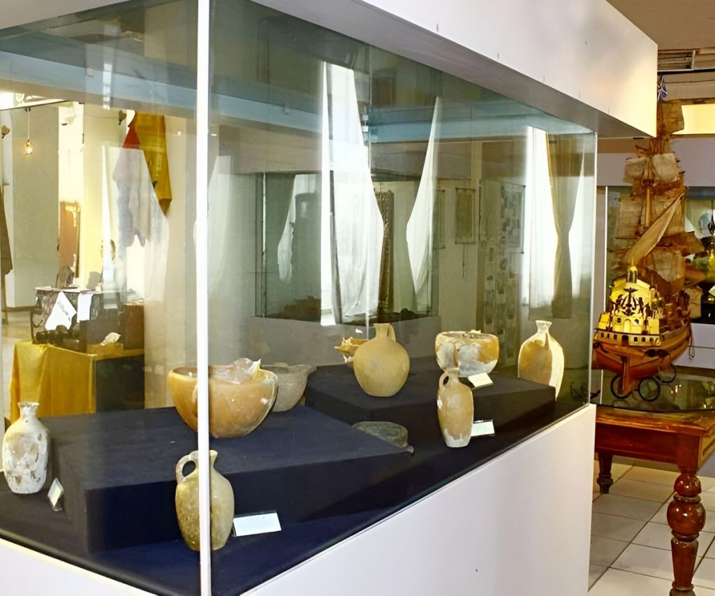 Babol Ganjineh Museum