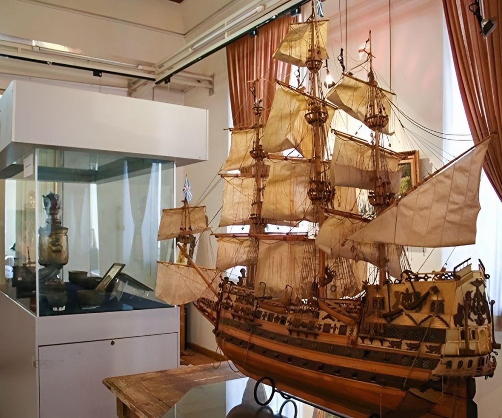 Babol Ganjineh Museum