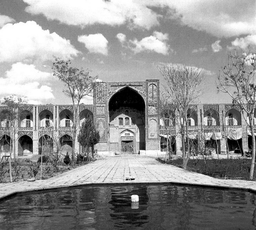 Histori of Ganjali Khan Complex