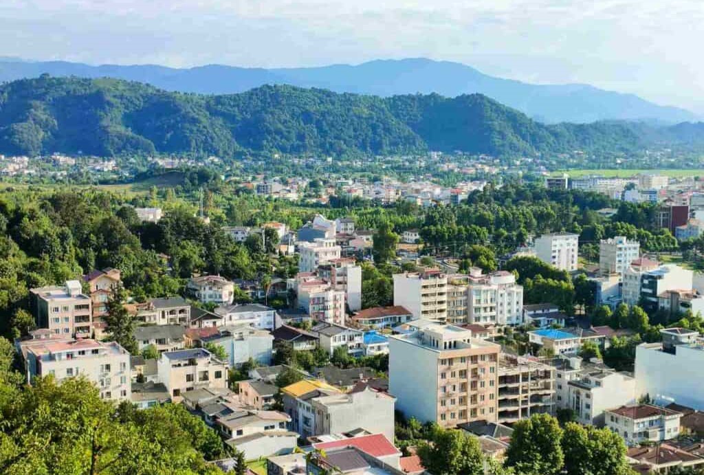 Gilan Province: Lahijan