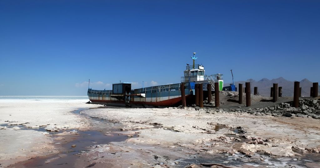  Salt of Lake Urmia
