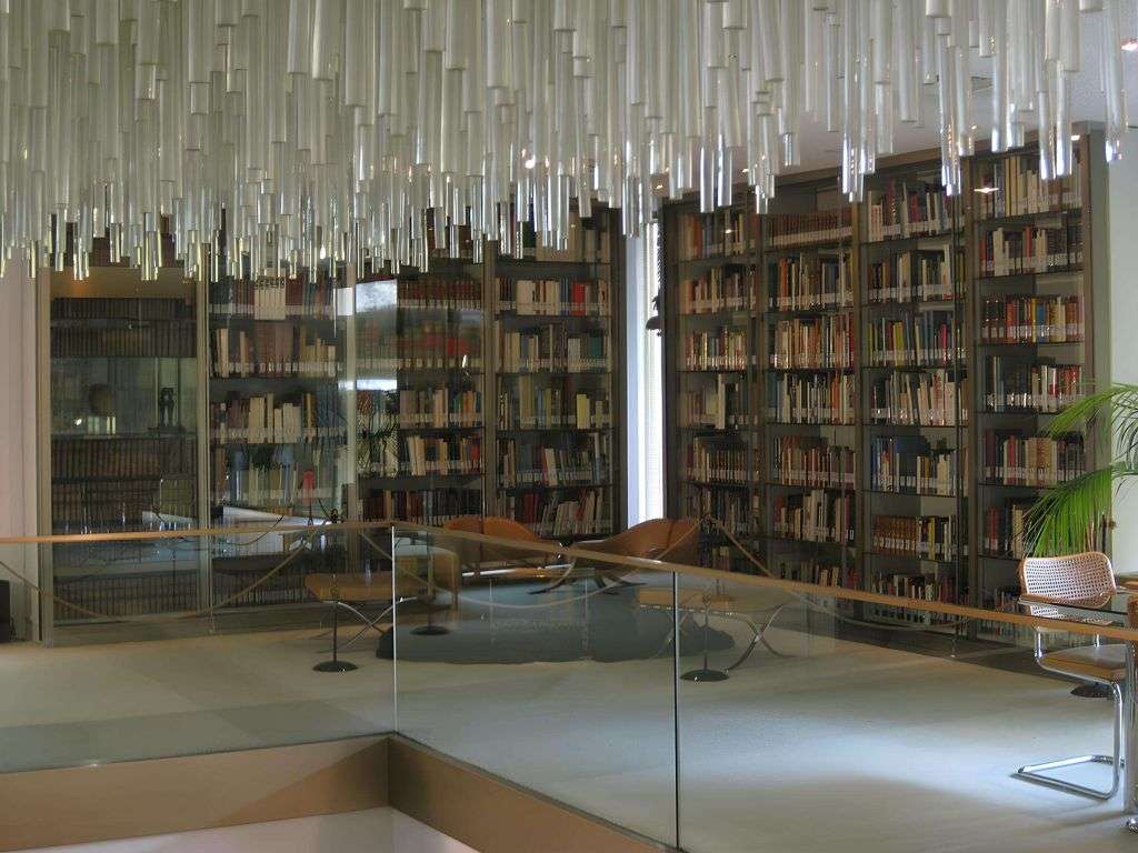 Tehran Travel Guide: Niavaran Palace Complex