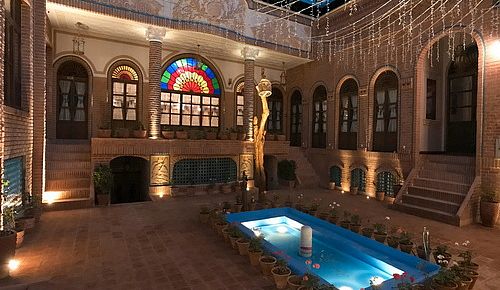 Tehran Razzaz Boutique booking Tehran Razzaz Boutique booking