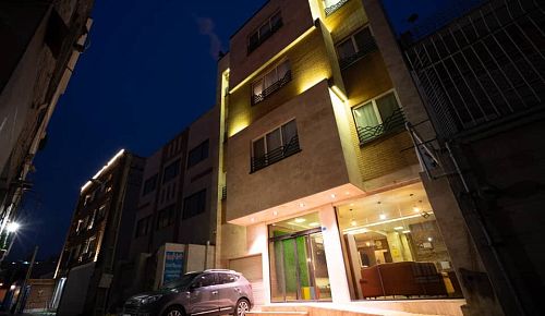 Qom Firoozeh Hotel booking