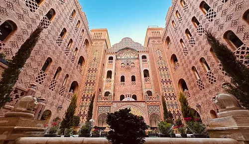 Shiraz Youtaab booking